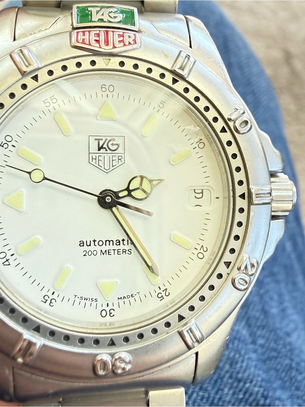 TAG Hever 4000 series
WF2110-K White Automatic Watch - Picture 14 of 14